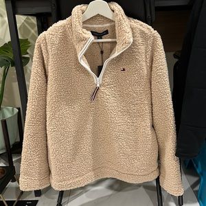 Tommy Hilfiger quarter zip pull over NWT